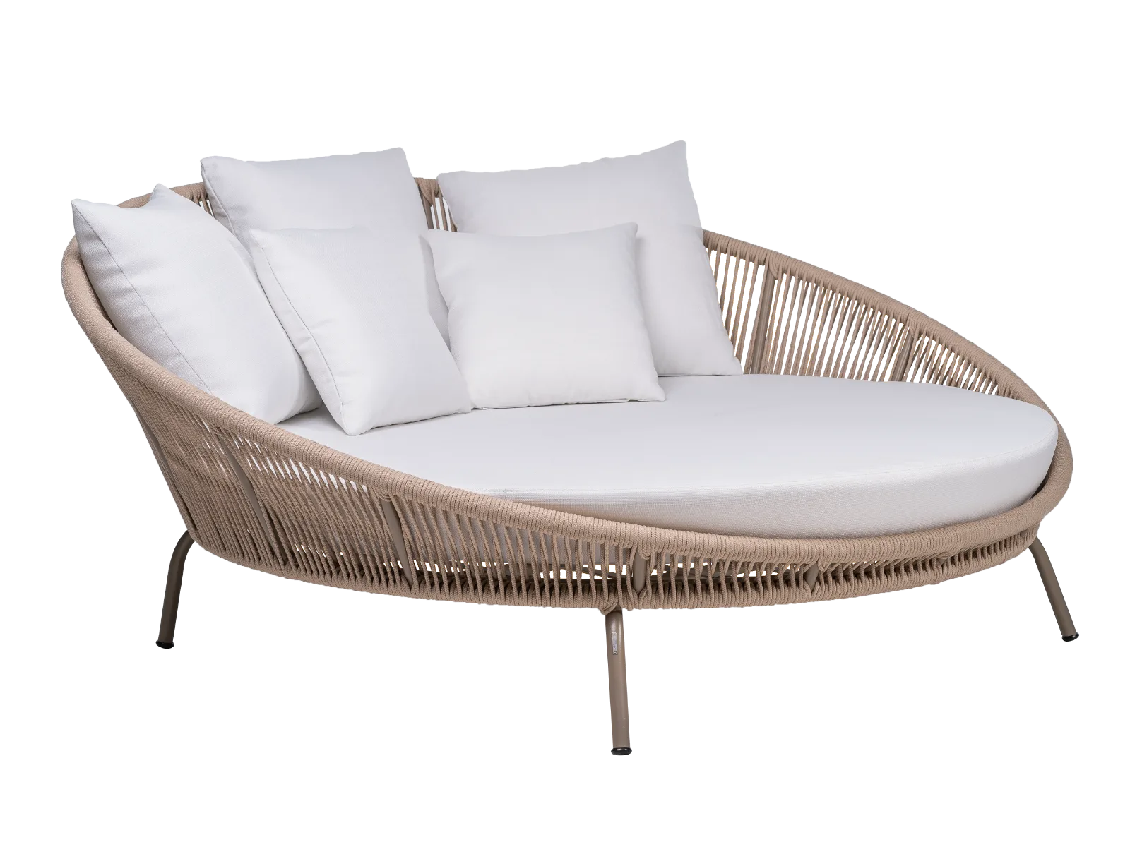 Chaise Linea Os perfis elegantes da coleção Linea combinam-se com sua seleção de cores sofisticadas e resultam em elegância e leveza para áreas externas, definindo o ponto de encontro entre minimalismo e estilo. Com materiais e formas diretas ao ponto, é uma coleção essencial para ambientes externos de destaque.