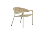 Poltrona de Varanda Capri Toda a delicadeza, tecnologia e sofisticação dos materiais outdoor são elevados com o design único da coleção Capri. Com espreguiçadeira, poltrona, banqueta e cadeira, além de um conjunto exclusivo para varandas, é uma coleção elegante e acolhedora para a área externa.