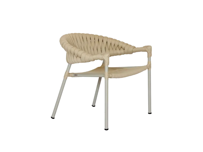 Poltrona de Varanda Capri Toda a delicadeza, tecnologia e sofisticação dos materiais outdoor são elevados com o design único da coleção Capri. Com espreguiçadeira, poltrona, banqueta e cadeira, além de um conjunto exclusivo para varandas, é uma coleção elegante e acolhedora para a área externa.